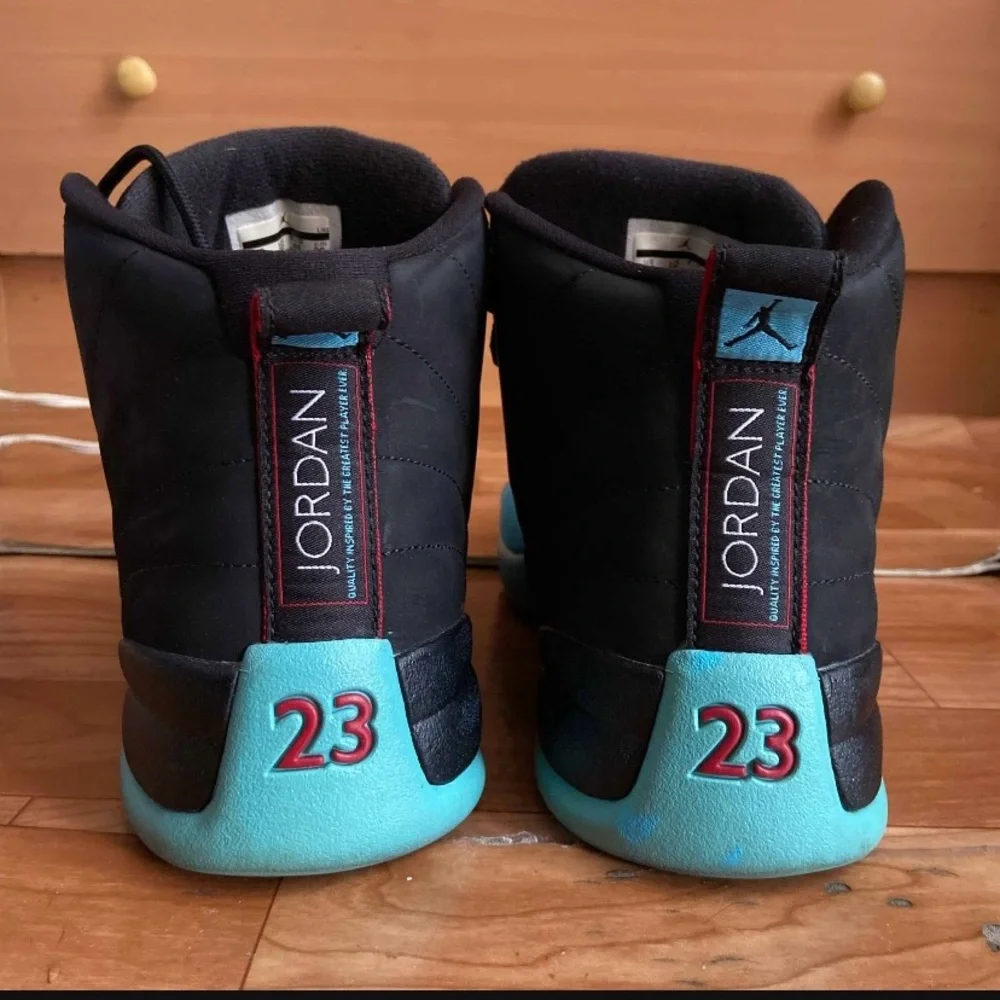 Air Jordan 12 Retro ‘Gamma Blue’ - Picture 4 of 10